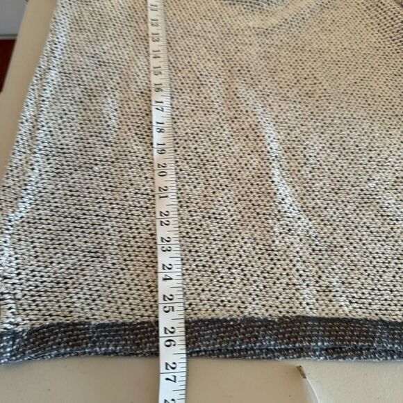 Jadelynn Brooke Women's Long Sleeve 1/4 Zip Pullover Color Gray and White - Picture 7 of 7